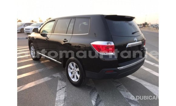 Acheter Import Voiture Toyota Highlander Noir à Import - Dubai, Adrar Acheter Import Voiture Toyota Highlander Noir à Import - Dubai, Adrar