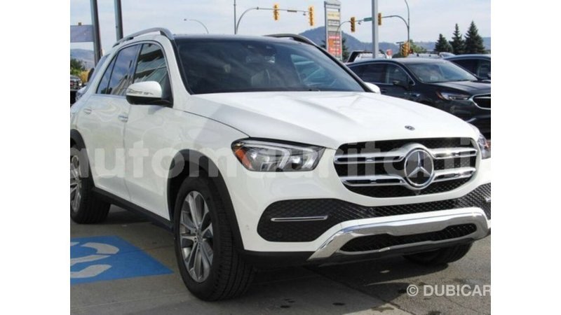 Big with watermark mercedes benz gle adrar import dubai 1706