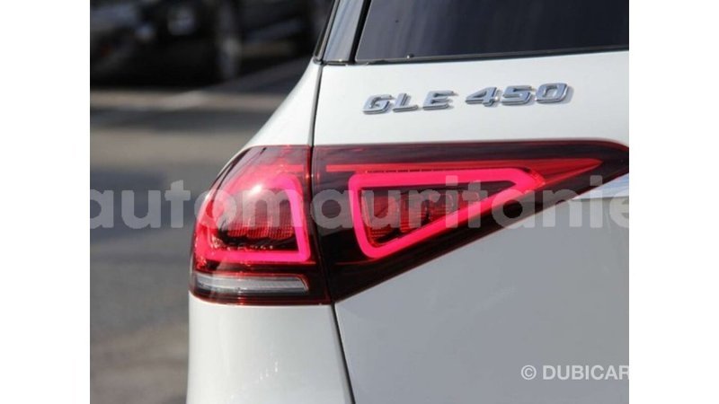 Big with watermark mercedes benz gle adrar import dubai 1706