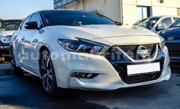 Acheter Import Voiture Nissan Maxima Blanc à Import - Dubai, Adrar Acheter Import Voiture Nissan Maxima Blanc à Import - Dubai, Adrar