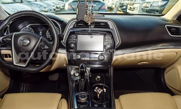 Acheter Import Voiture Nissan Maxima Blanc à Import - Dubai, Adrar Acheter Import Voiture Nissan Maxima Blanc à Import - Dubai, Adrar