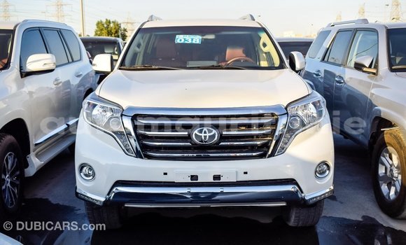 Acheter Import Voiture Toyota Prado Blanc à Import - Dubai, Adrar Acheter Import Voiture Toyota Prado Blanc à Import - Dubai, Adrar