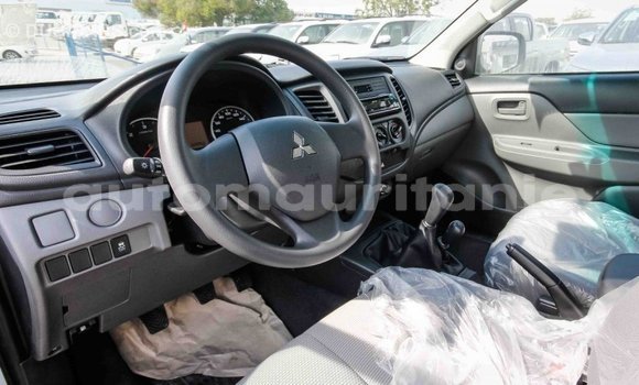 Acheter Import Voiture Mitsubishi L200 Blanc à Import - Dubai, Adrar
