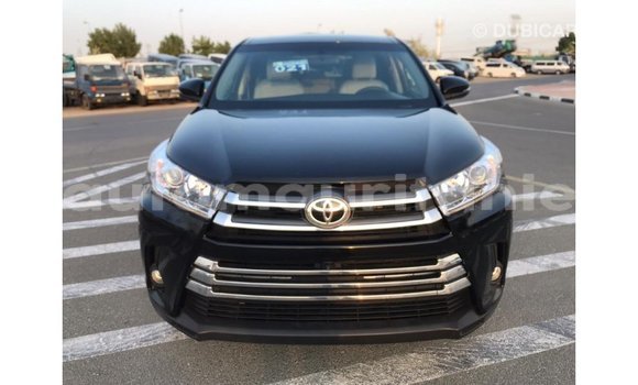 Acheter Import Voiture Toyota Highlander Noir à Import - Dubai, Adrar Acheter Import Voiture Toyota Highlander Noir à Import - Dubai, Adrar