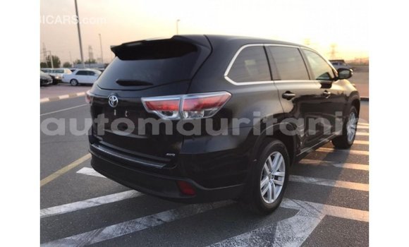 Acheter Import Voiture Toyota Highlander Noir à Import - Dubai, Adrar Acheter Import Voiture Toyota Highlander Noir à Import - Dubai, Adrar