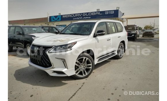 Acheter Import Voiture Lexus LX Blanc à Import - Dubai, Adrar Acheter Import Voiture Lexus LX Blanc à Import - Dubai, Adrar