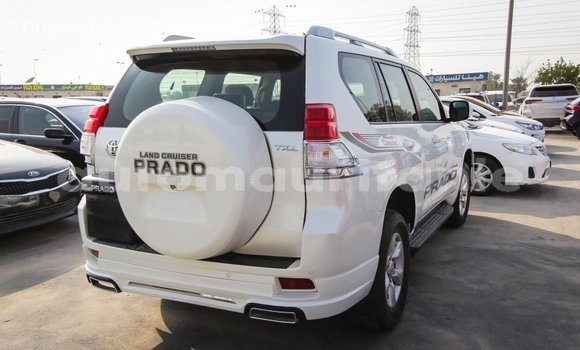 Acheter Import Voiture Toyota Prado Blanc à Import - Dubai, Adrar Acheter Import Voiture Toyota Prado Blanc à Import - Dubai, Adrar