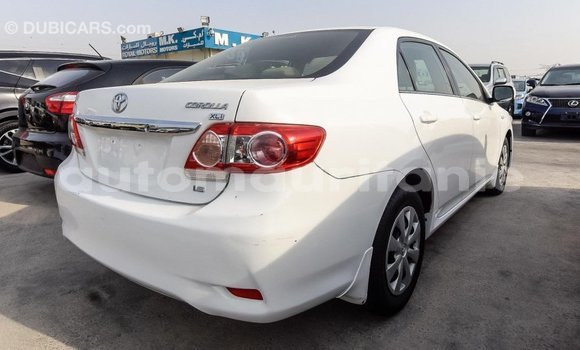 Acheter Import Voiture Toyota Corolla Blanc à Import - Dubai, Adrar Acheter Import Voiture Toyota Corolla Blanc à Import - Dubai, Adrar