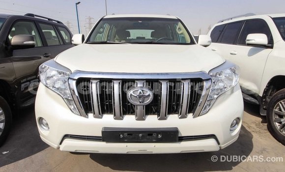 Acheter Import Voiture Toyota Prado Blanc à Import - Dubai, Adrar Acheter Import Voiture Toyota Prado Blanc à Import - Dubai, Adrar
