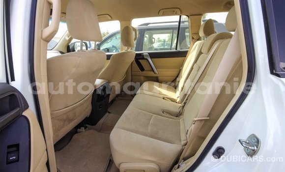 Acheter Import Voiture Toyota Prado Blanc à Import - Dubai, Adrar Acheter Import Voiture Toyota Prado Blanc à Import - Dubai, Adrar