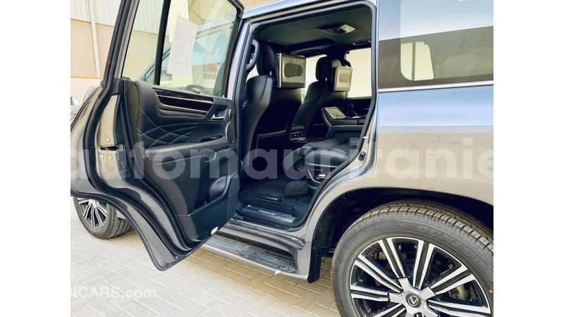 Big with watermark lexus lx adrar import dubai 1769
