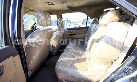 Acheter Import Voiture Toyota Fortuner Autre à Import - Dubai, Adrar Acheter Import Voiture Toyota Fortuner Autre à Import - Dubai, Adrar
