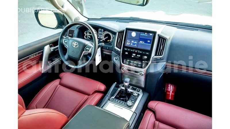 Big with watermark toyota land cruiser adrar import dubai 1781
