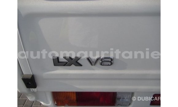 Buy Import Toyota Land Cruiser White Car in Import - Dubai in Adrar Buy Import Toyota Land Cruiser White Car in Import - Dubai in Adrar