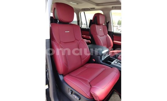 Buy Import Toyota Land Cruiser Black Car in Import - Dubai in Adrar Buy Import Toyota Land Cruiser Black Car in Import - Dubai in Adrar