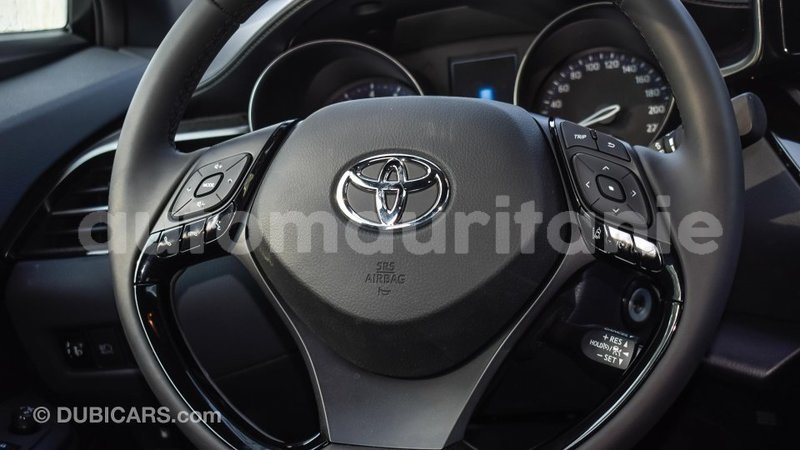 Big with watermark toyota c hr adrar import dubai 1806