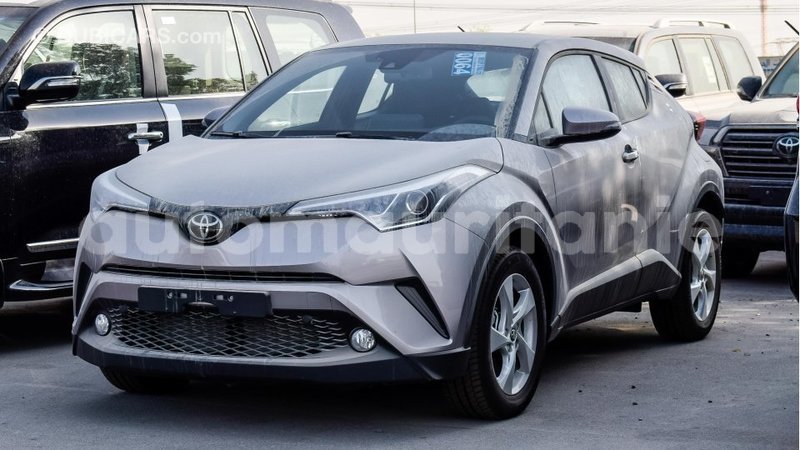 Big with watermark toyota c hr adrar import dubai 1806