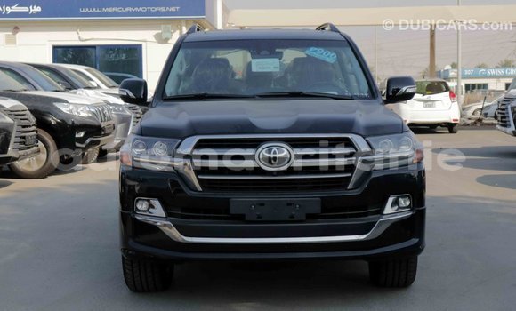 Acheter Import Voiture Toyota Land Cruiser Noir à Import - Dubai, Adrar Acheter Import Voiture Toyota Land Cruiser Noir à Import - Dubai, Adrar