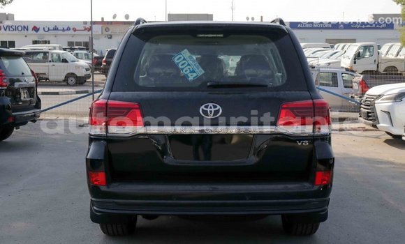 Acheter Import Voiture Toyota Land Cruiser Noir à Import - Dubai, Adrar Acheter Import Voiture Toyota Land Cruiser Noir à Import - Dubai, Adrar