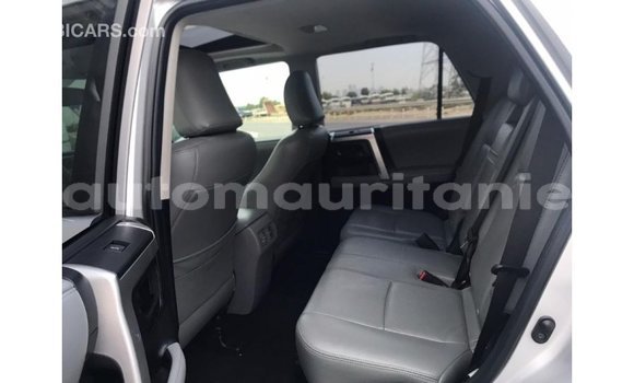 Acheter Import Utilitaire Toyota HiAce Autre à Import - Dubai, Adrar Acheter Import Utilitaire Toyota HiAce Autre à Import - Dubai, Adrar
