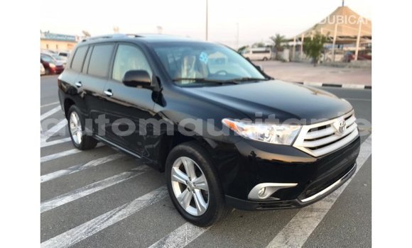 Acheter Import Voiture Toyota Highlander Noir à Import - Dubai, Adrar Acheter Import Voiture Toyota Highlander Noir à Import - Dubai, Adrar