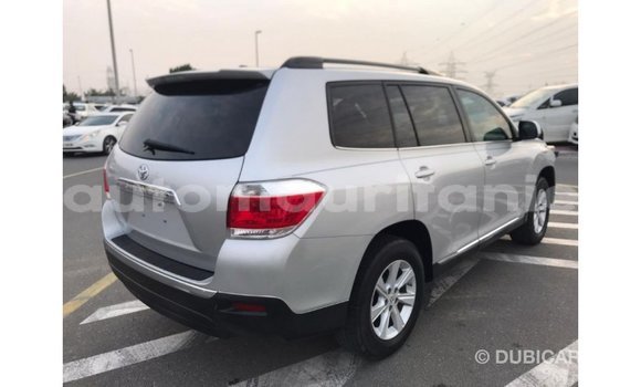 Acheter Import Voiture Toyota Highlander Autre à Import - Dubai, Adrar Acheter Import Voiture Toyota Highlander Autre à Import - Dubai, Adrar