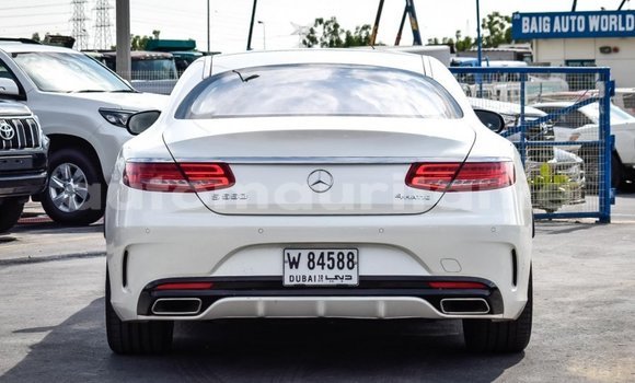 Acheter Occasion Voiture Mercedes-Benz S–Class Blanc à Gouraye, Guidimaka Acheter Occasion Voiture Mercedes-Benz S–Class Blanc à Gouraye, Guidimaka