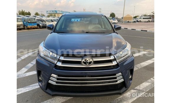 Acheter Import Voiture Toyota Highlander Bleu à Import - Dubai, Adrar Acheter Import Voiture Toyota Highlander Bleu à Import - Dubai, Adrar