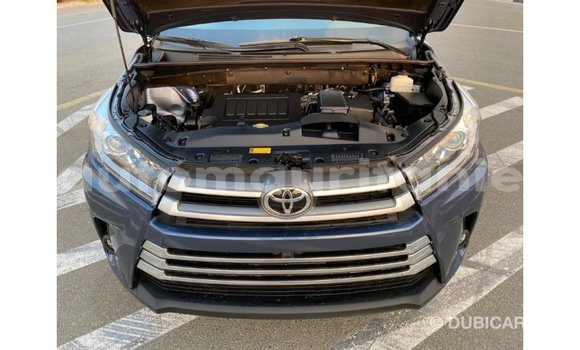 Acheter Import Voiture Toyota Highlander Bleu à Import - Dubai, Adrar Acheter Import Voiture Toyota Highlander Bleu à Import - Dubai, Adrar