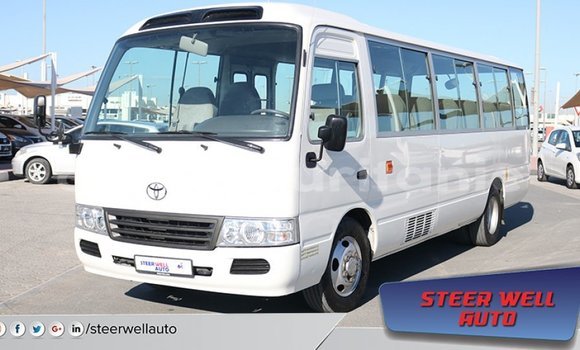 Acheter Import Voiture Toyota Coaster Blanc à Import - Dubai, Adrar Acheter Import Voiture Toyota Coaster Blanc à Import - Dubai, Adrar