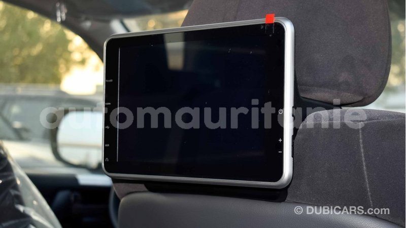 Big with watermark toyota land cruiser adrar import dubai 1863