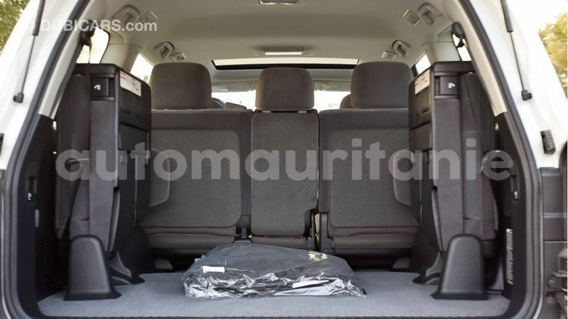 Big with watermark toyota land cruiser adrar import dubai 1863