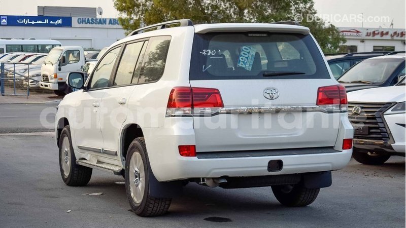 Big with watermark toyota land cruiser adrar import dubai 1863