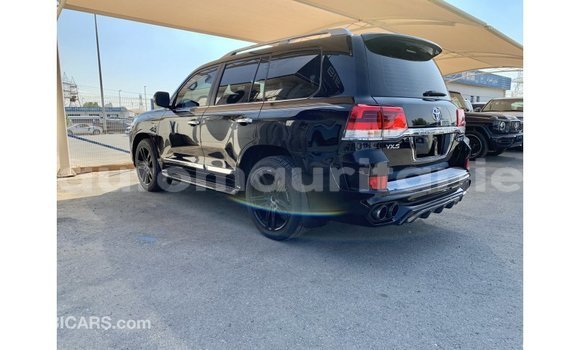 Buy Import Toyota Land Cruiser Black Car in Import - Dubai in Adrar Buy Import Toyota Land Cruiser Black Car in Import - Dubai in Adrar
