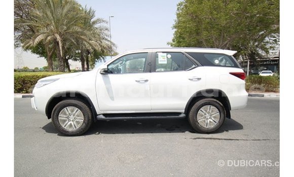 Buy Import Toyota Fortuner White Car in Import - Dubai in Adrar Buy Import Toyota Fortuner White Car in Import - Dubai in Adrar