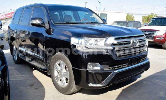 Acheter Import Voiture Toyota Land Cruiser Noir à Import - Dubai, Adrar Acheter Import Voiture Toyota Land Cruiser Noir à Import - Dubai, Adrar