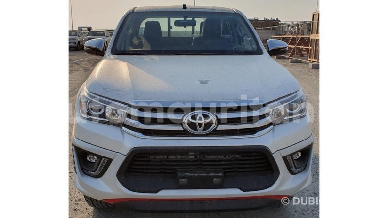 Big with watermark toyota hilux adrar import dubai 1879