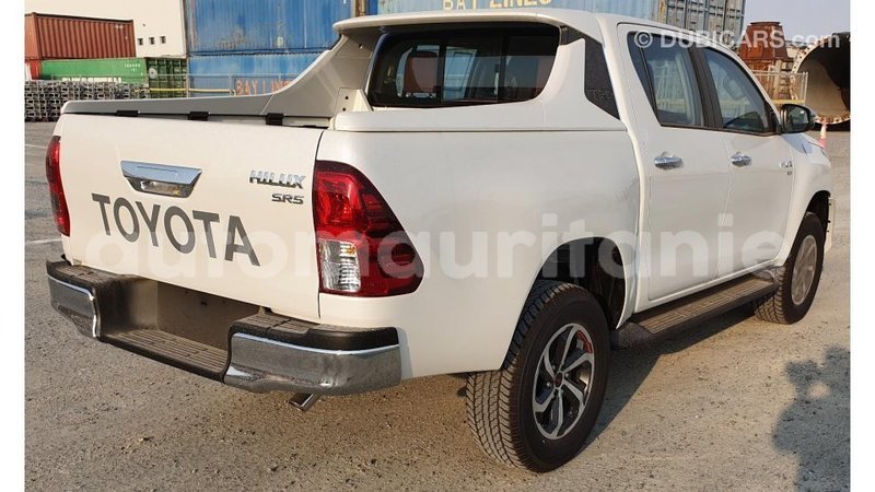 Big with watermark toyota hilux adrar import dubai 1879