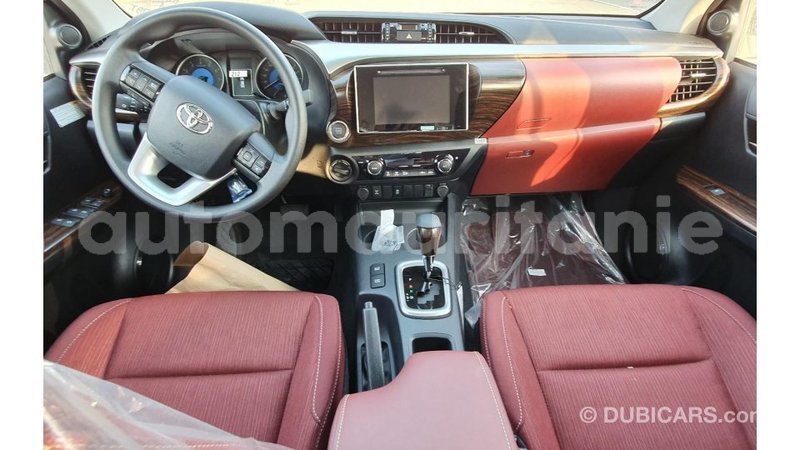 Big with watermark toyota hilux adrar import dubai 1879