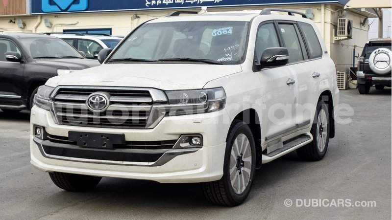 Big with watermark toyota land cruiser adrar import dubai 1880