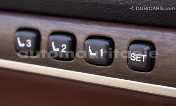 Acheter Import Voiture Toyota Land Cruiser Blanc à Import - Dubai, Adrar Acheter Import Voiture Toyota Land Cruiser Blanc à Import - Dubai, Adrar