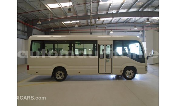 Buy Import Abarth 595 White Car in Import - Dubai in Adrar Buy Import Abarth 595 White Car in Import - Dubai in Adrar