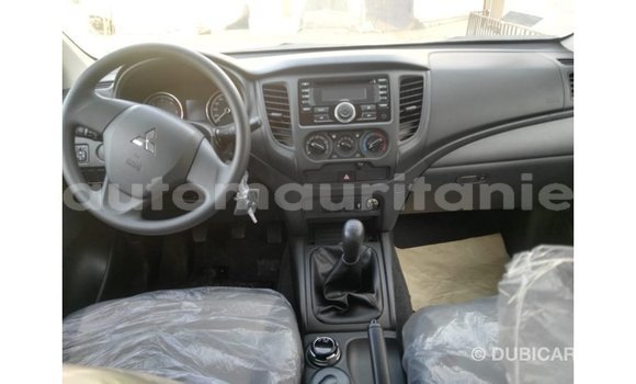 Acheter Import Voiture Mitsubishi L200 Autre à Import - Dubai, Adrar Acheter Import Voiture Mitsubishi L200 Autre à Import - Dubai, Adrar