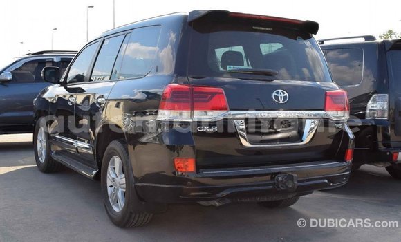 Acheter Import Voiture Toyota Land Cruiser Noir à Import - Dubai, Adrar Acheter Import Voiture Toyota Land Cruiser Noir à Import - Dubai, Adrar