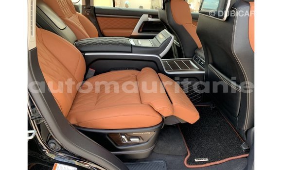 Buy Import Toyota Land Cruiser Black Car in Import - Dubai in Adrar Buy Import Toyota Land Cruiser Black Car in Import - Dubai in Adrar