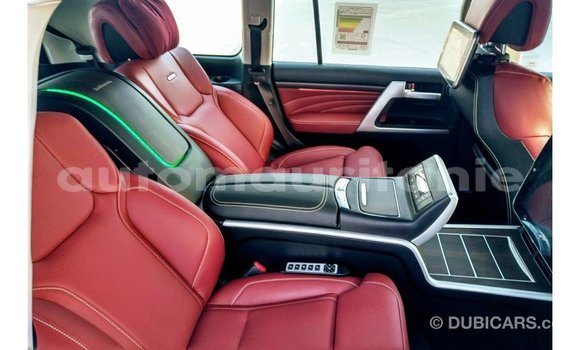 Buy Import Toyota Land Cruiser Red Car in Import - Dubai in Adrar Buy Import Toyota Land Cruiser Red Car in Import - Dubai in Adrar