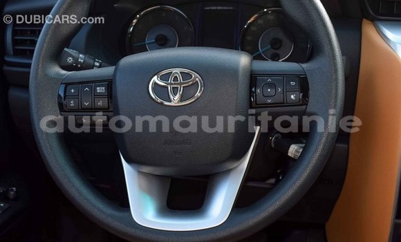Acheter Import Voiture Toyota Fortuner Blanc à Import - Dubai, Adrar Acheter Import Voiture Toyota Fortuner Blanc à Import - Dubai, Adrar