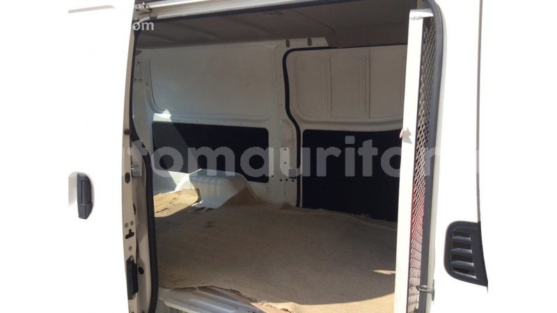 Big with watermark nissan 350z adrar import dubai 1905