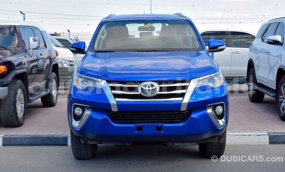 Acheter Import Voiture Toyota Fortuner Bleu à Import - Dubai, Adrar Acheter Import Voiture Toyota Fortuner Bleu à Import - Dubai, Adrar