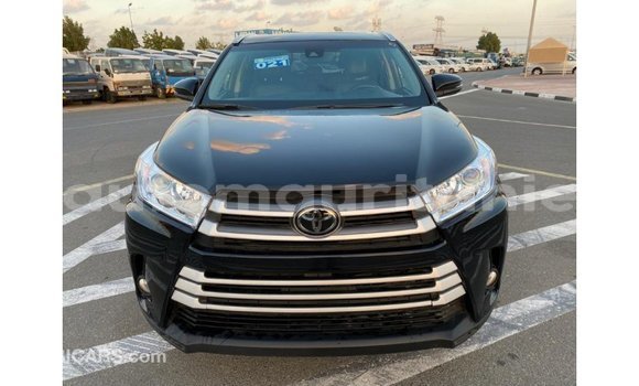 Acheter Import Voiture Toyota Highlander Noir à Import - Dubai, Adrar Acheter Import Voiture Toyota Highlander Noir à Import - Dubai, Adrar